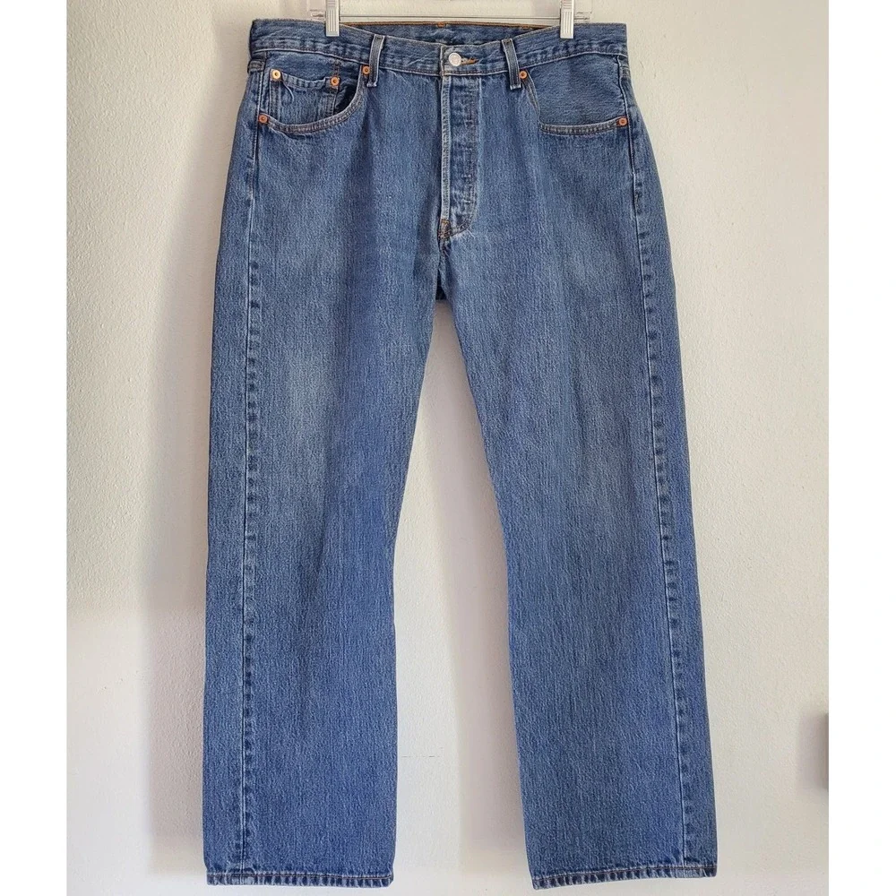 Levis 501 Jeans '08 Men 38x32 Blue Denim Straight  Button Fly Made Egypt Classic